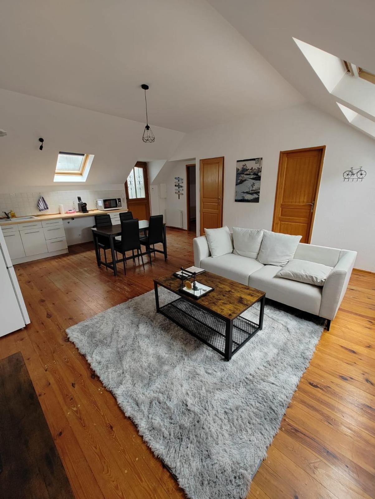 Cosy 2 Apartment Pont-de-lʼArche